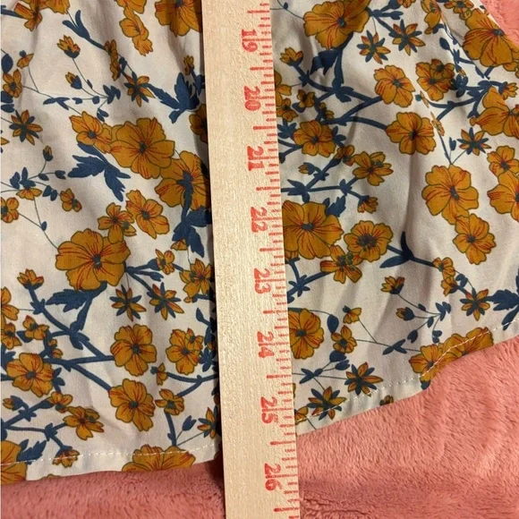 Hayden LA Floral Smocked Waist Boho Peplum Blouse Size Large - Picture 5 of 8